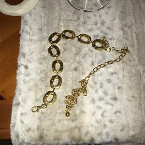 🌻 Gold tone link belt